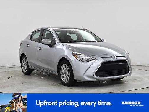 Silver 2018 Toyota Yaris iA
