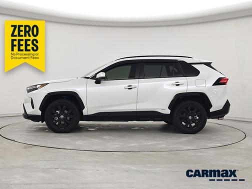 White 2025 Toyota RAV4 Hybrid SE