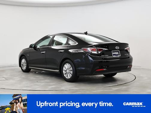 2017 Hyundai SONATA Hybrid SE