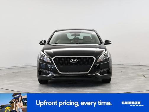2017 Hyundai SONATA Hybrid SE
