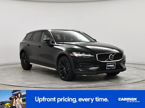 2023 Volvo V60 Cross Country B5 Ultimate