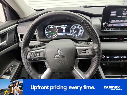 2023 Mitsubishi Outlander ES