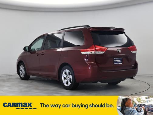 2014 Toyota Sienna LE
