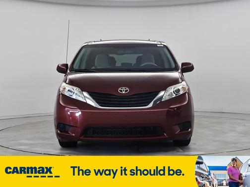 2014 Toyota Sienna LE