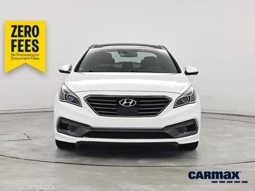 White 2015 Hyundai SONATA Sport
