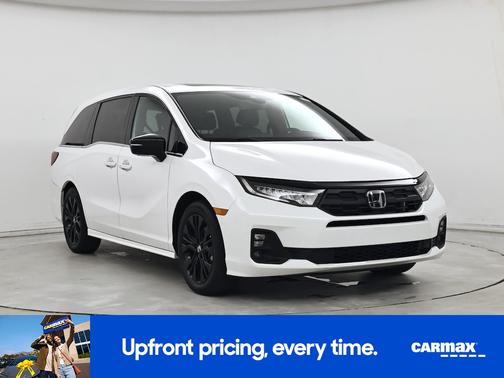 White 2025 Honda Odyssey Sport-L