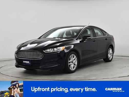 Black 2016 Ford Fusion SE