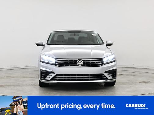 2018 Volkswagen Passat R-Line