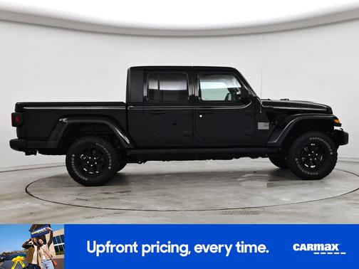 Black 2021 Jeep Gladiator Willy's