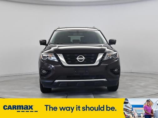 2019 Nissan Pathfinder SL