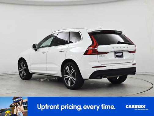 White 2020 Volvo XC60 T5 Momentum