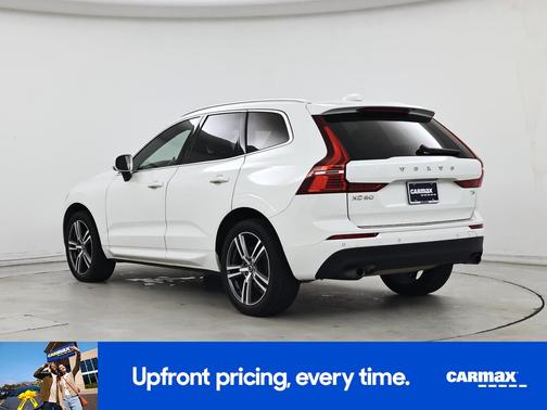 White 2020 Volvo XC60 T5 Momentum
