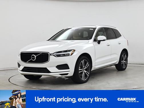 White 2020 Volvo XC60 T5 Momentum