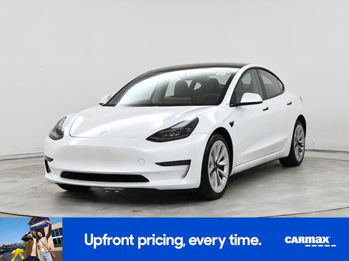 White 2023 Tesla Model 3