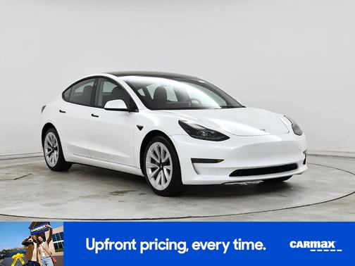 White 2023 Tesla Model 3
