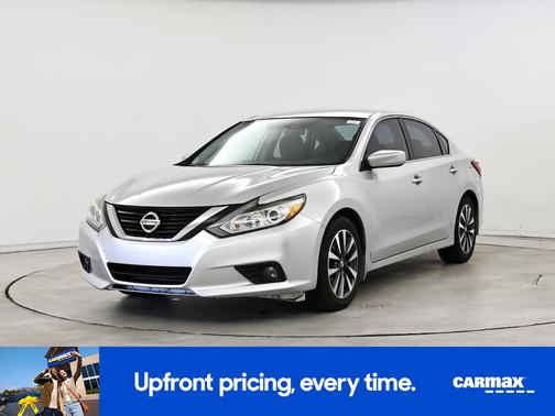 2017 Nissan Altima SV