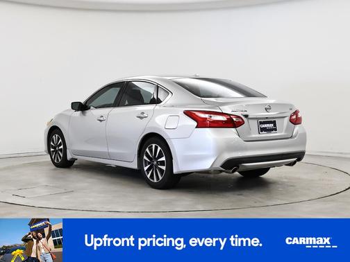 2017 Nissan Altima SV