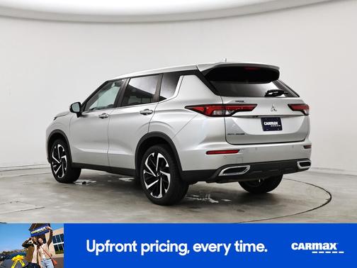 2022 Mitsubishi Outlander ES