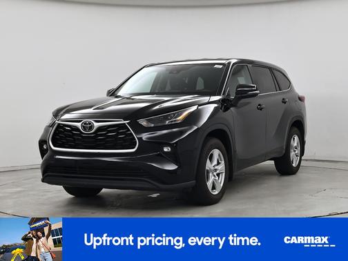 Black 2024 Toyota Highlander LE