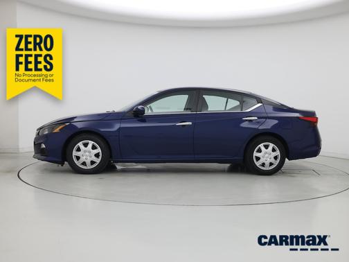 Blue 2022 Nissan Altima S