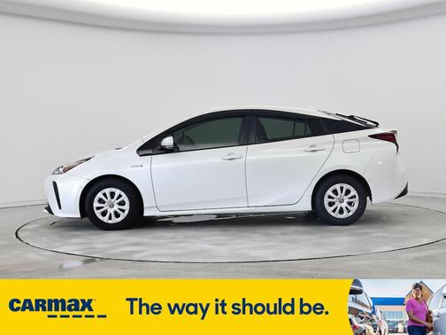 2020 Toyota Prius LE