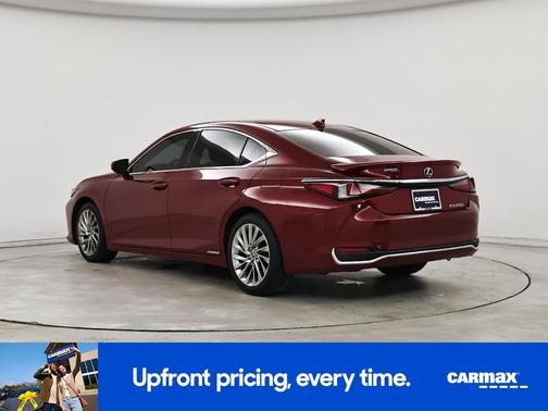 2019 Lexus ES 300h Luxury
