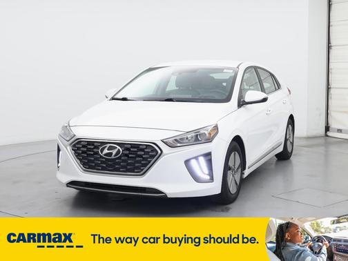 2021 Hyundai IONIQ Hybrid SE