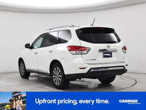 White 2014 Nissan Pathfinder SL