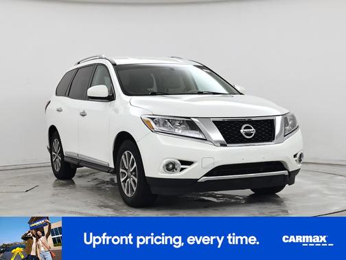 White 2014 Nissan Pathfinder SL