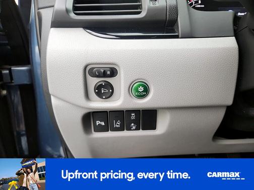 Blue 2016 Honda Pilot Touring