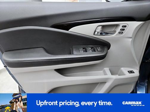 Blue 2016 Honda Pilot Touring