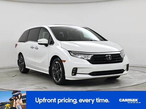 White 2023 Honda Odyssey Elite