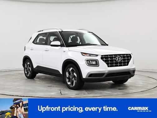 2022 Hyundai VENUE SEL