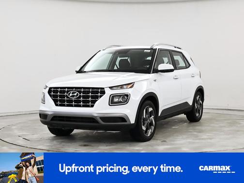 2022 Hyundai VENUE SEL