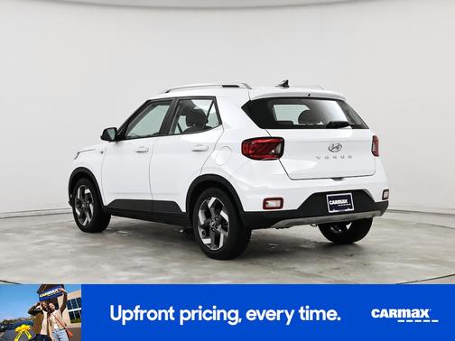 2022 Hyundai VENUE SEL