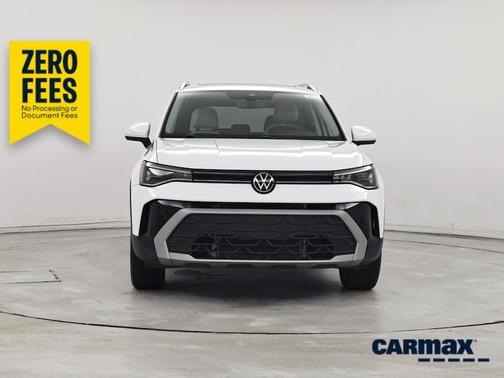 White 2025 Volkswagen Taos SE