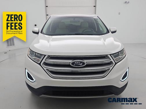 White 2018 Ford Edge Titanium
