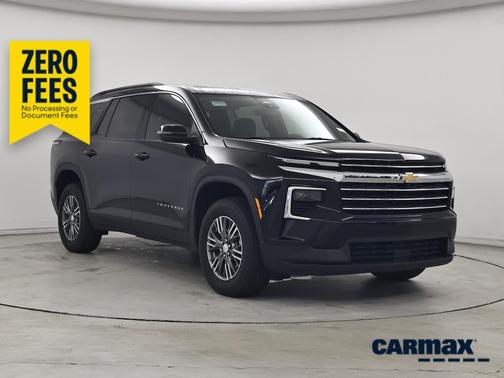 Black 2024 Chevrolet Traverse LT