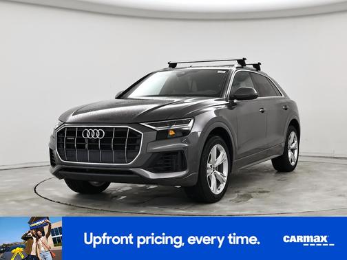 2022 Audi Q8 Premium