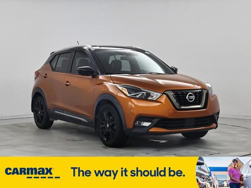 2020 Nissan Kicks SR