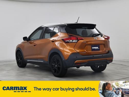 2020 Nissan Kicks SR