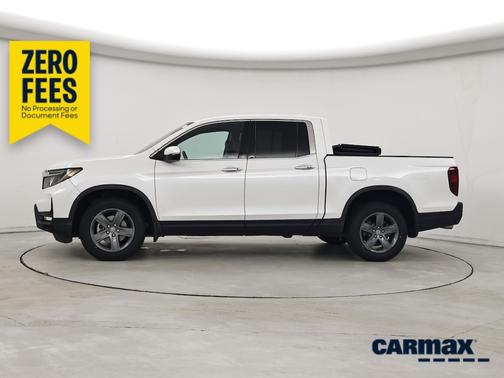 White 2023 Honda Ridgeline RTL-E