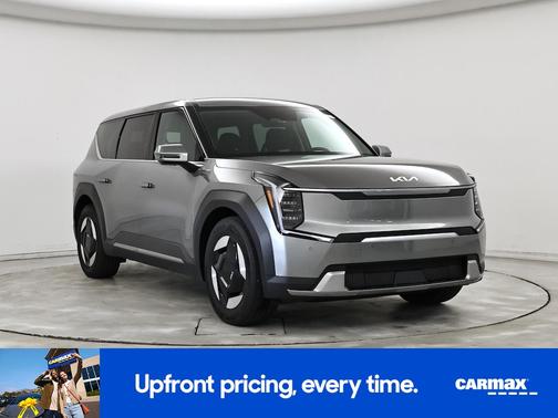 2024 Kia EV9 Light Long Range