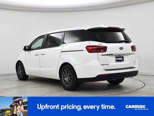White 2019 Kia Sedona LX