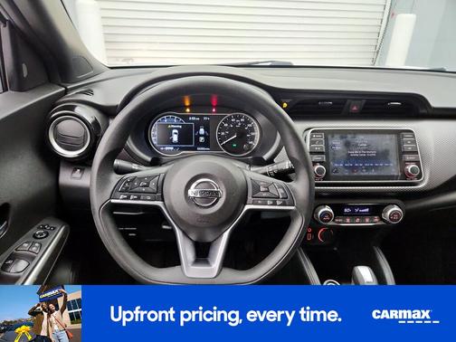 Silver 2019 Nissan Kicks SV