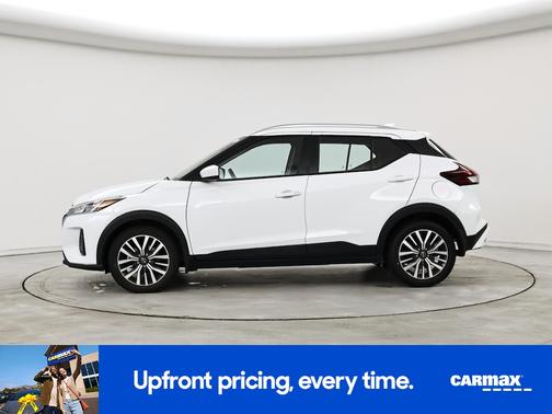 2022 Nissan Kicks SV