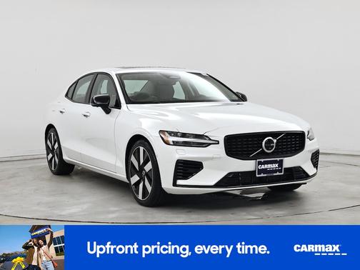 White 2024 Volvo S60 Recharge Plug-In Hybrid T8 Ultimate Dark Theme