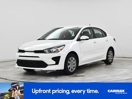 White 2022 Kia Rio S