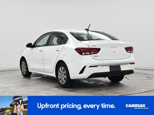 White 2022 Kia Rio S