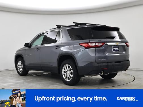 Gray 2021 Chevrolet Traverse LT Cloth